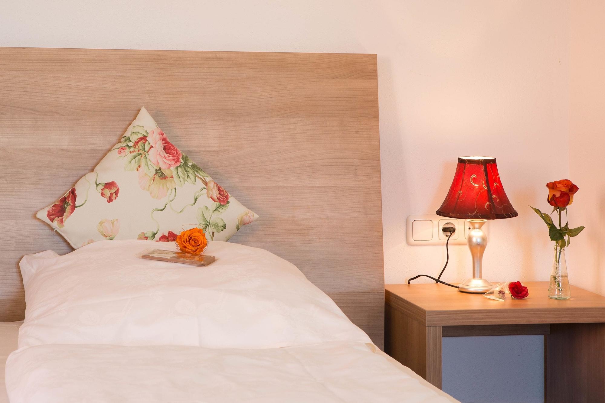 Boutiquehotel Goldene Rose - Self-Check-In Rothenburg ob der Tauber Exteriör bild