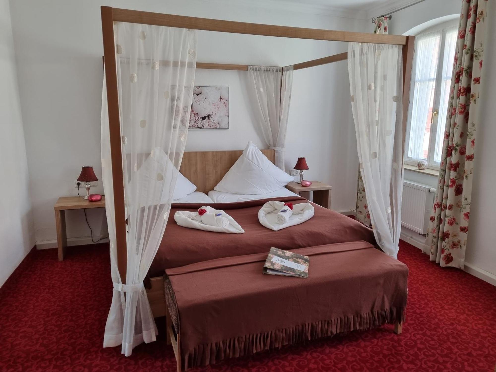 Boutiquehotel Goldene Rose - Self-Check-In Rothenburg ob der Tauber Exteriör bild
