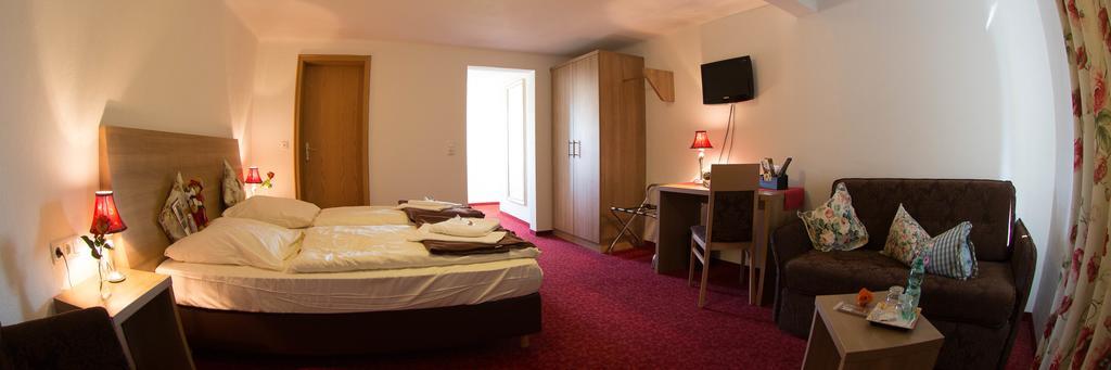 Boutiquehotel Goldene Rose - Self-Check-In Rothenburg ob der Tauber Exteriör bild