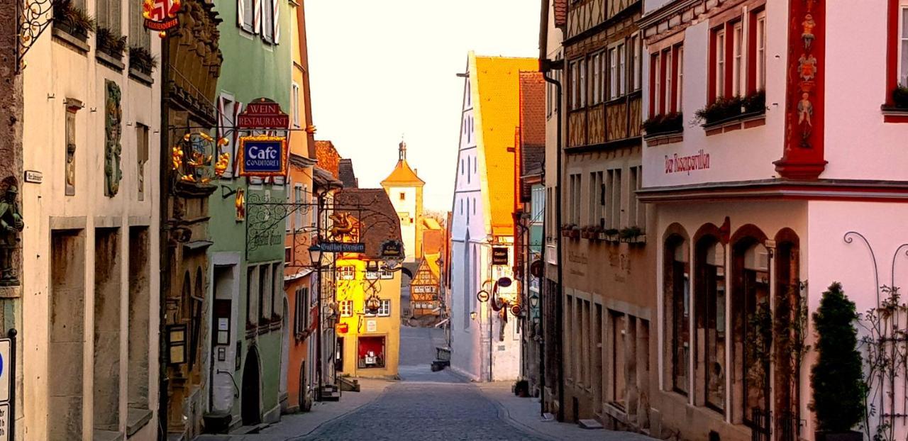 Boutiquehotel Goldene Rose - Self-Check-In Rothenburg ob der Tauber Exteriör bild