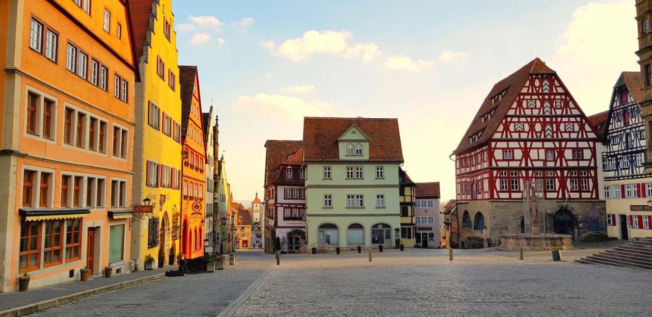 Boutiquehotel Goldene Rose - Self-Check-In Rothenburg ob der Tauber Exteriör bild